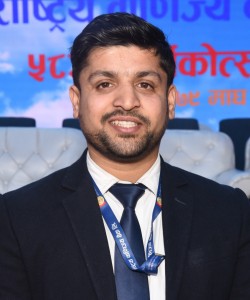 श्री रविन्द्र प्रसाद चौलागाईं